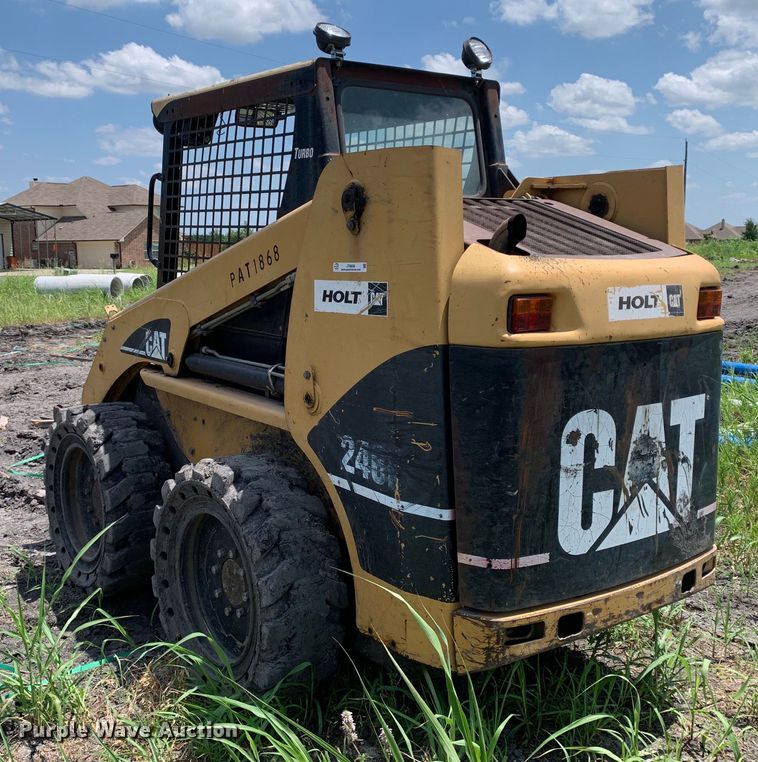 image for item JT9806 2005 Caterpillar 246B skid steer loader