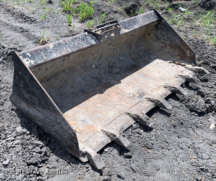 image for item JT9806 2005 Caterpillar 246B skid steer loader