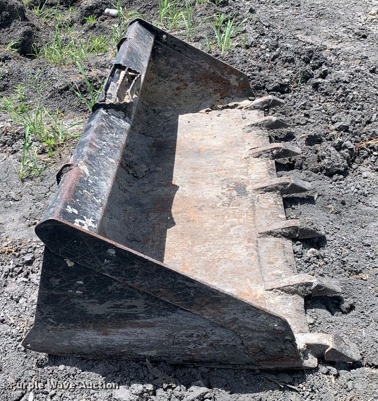 image for item JT9806 2005 Caterpillar 246B skid steer loader