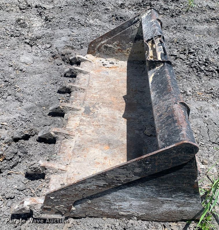 image for item JT9806 2005 Caterpillar 246B skid steer loader