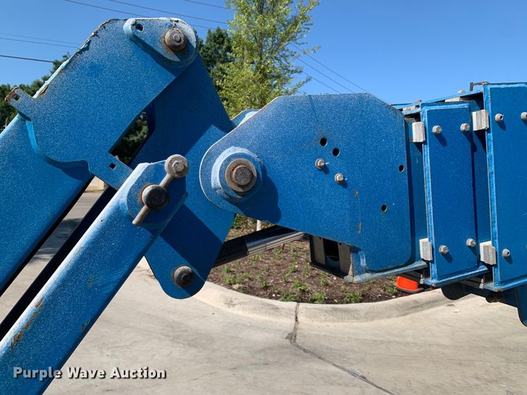 image for item JT9809 2014 Genie S-65 boom lift