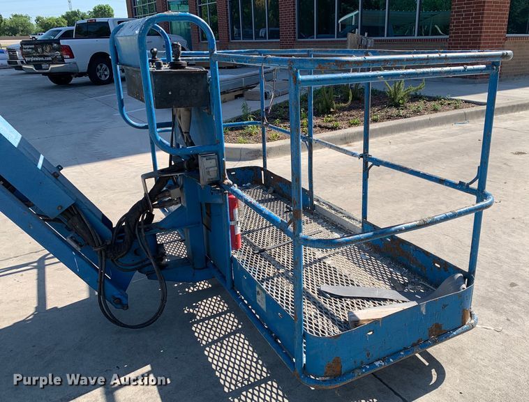 image for item JT9809 2014 Genie S-65 boom lift
