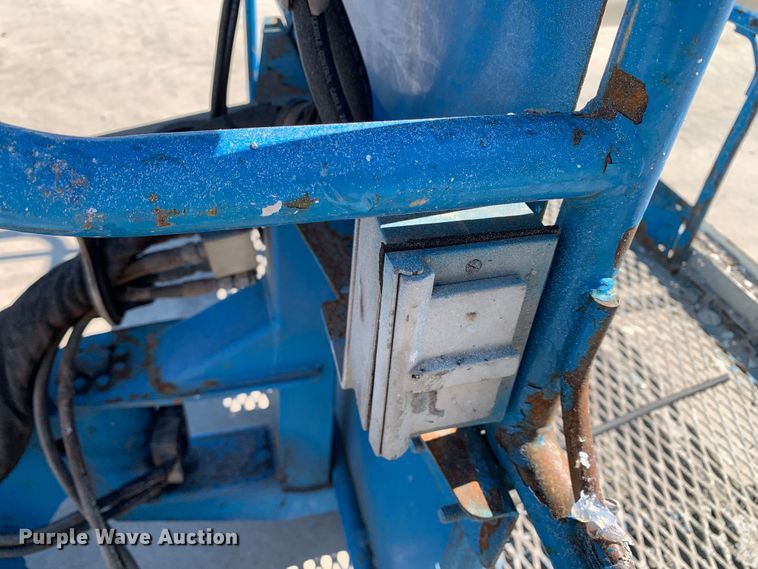 image for item JT9809 2014 Genie S-65 boom lift