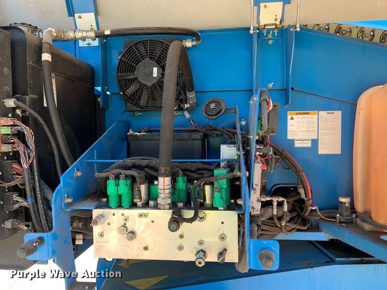 image for item JT9809 2014 Genie S-65 boom lift