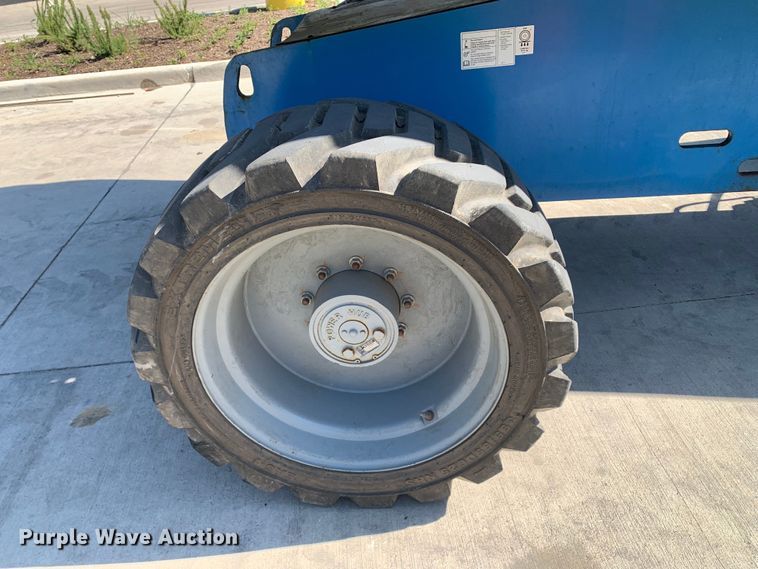 image for item JT9809 2014 Genie S-65 boom lift