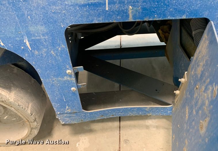 image for item JT9811 Genie GS-2632 scissor lift