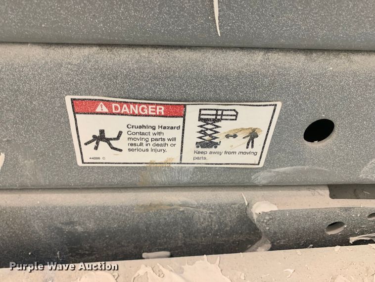 image for item JT9811 Genie GS-2632 scissor lift