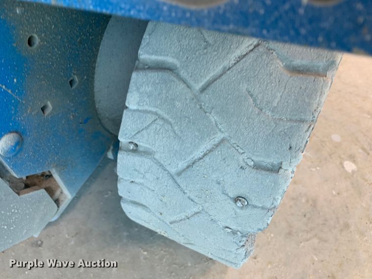 image for item JT9811 Genie GS-2632 scissor lift