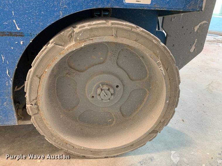 image for item JT9811 Genie GS-2632 scissor lift