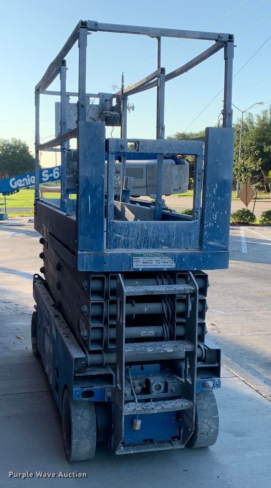 image for item JT9813 Genie GS-2632 scissor lift