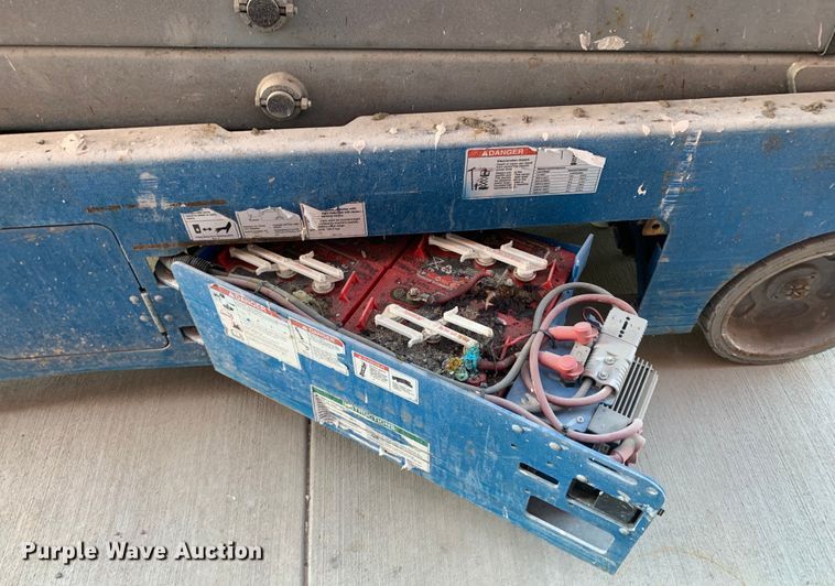 image for item JT9813 Genie GS-2632 scissor lift