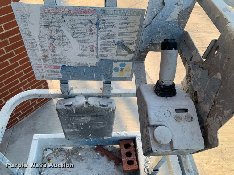 image for item JT9813 Genie GS-2632 scissor lift