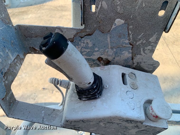 image for item JT9813 Genie GS-2632 scissor lift