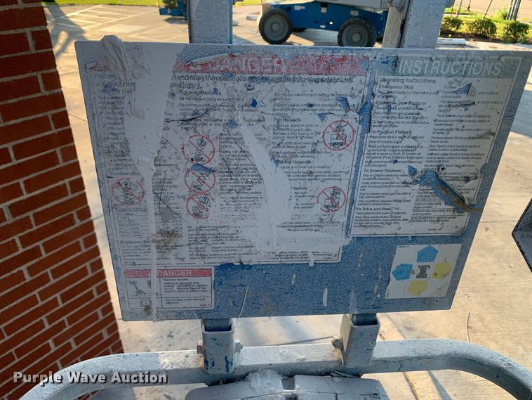 image for item JT9813 Genie GS-2632 scissor lift