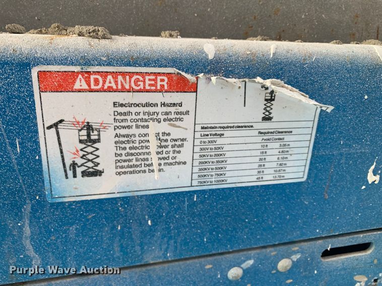 image for item JT9813 Genie GS-2632 scissor lift