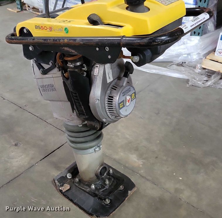 image for item KA9906 2018 Wacker Neuson BS50-2plus plate compactor