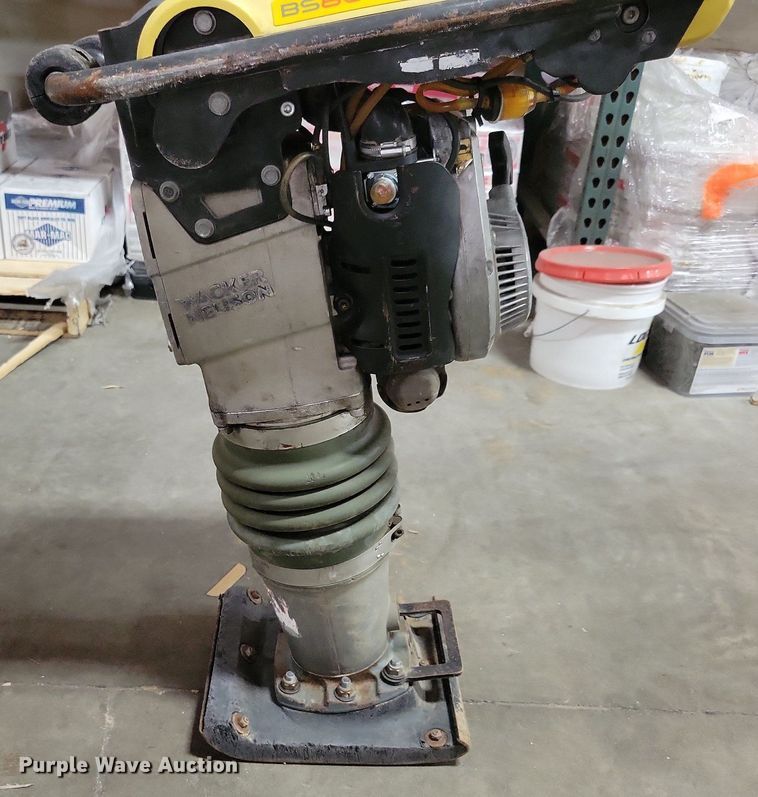image for item KA9907 2017 Wacker Neuson BS60-2i plate compactor