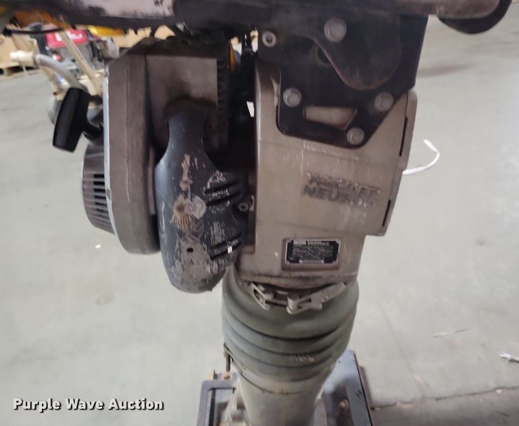 image for item KA9907 2017 Wacker Neuson BS60-2i plate compactor