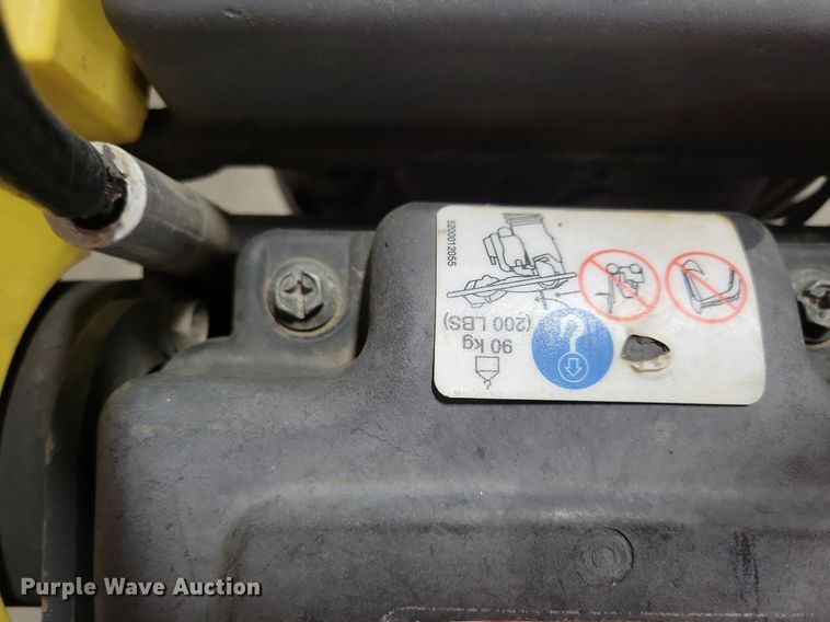 image for item KA9907 2017 Wacker Neuson BS60-2i plate compactor