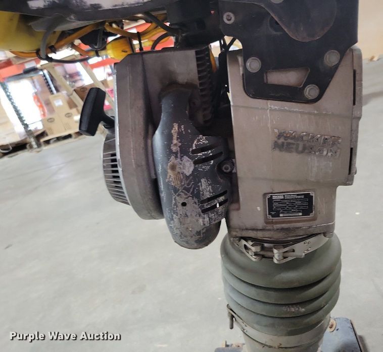 image for item KA9907 2017 Wacker Neuson BS60-2i plate compactor