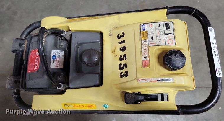 image for item KA9907 2017 Wacker Neuson BS60-2i plate compactor