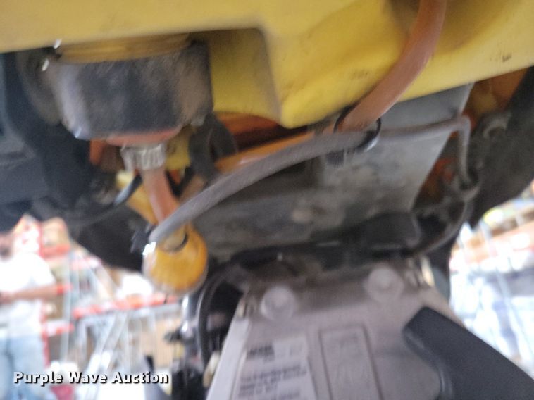 image for item KA9907 2017 Wacker Neuson BS60-2i plate compactor