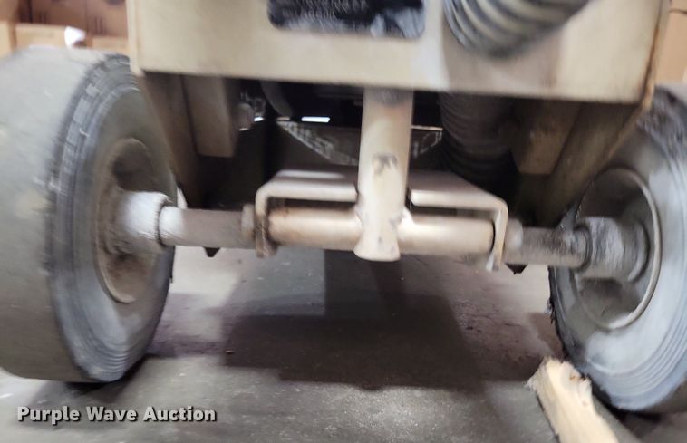 image for item KA9912 EDCO Magna Trap floor grinder