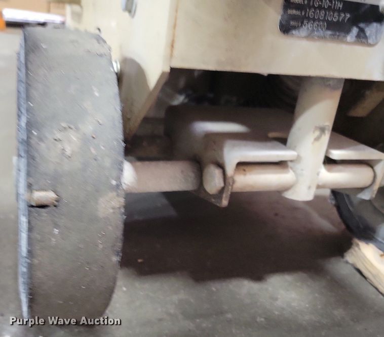 image for item KA9912 EDCO Magna Trap floor grinder