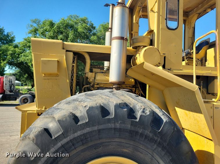 image for item KA9929 MRS scraper tractor