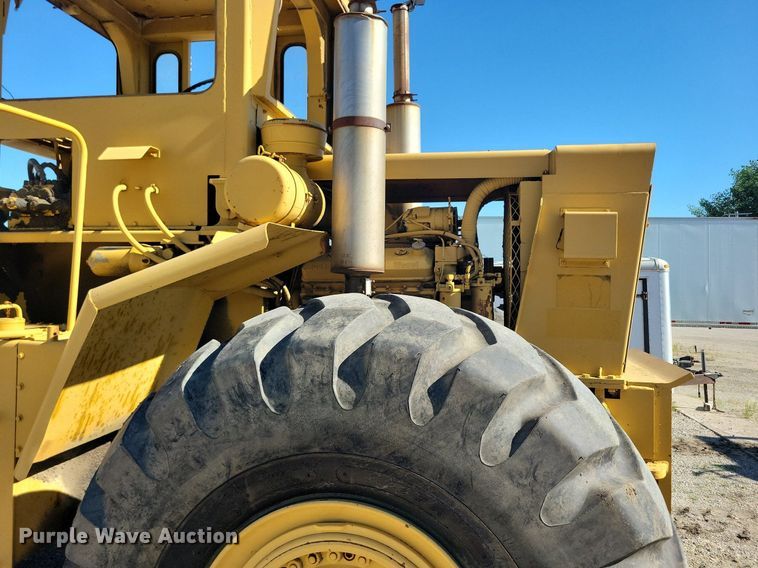 image for item KA9929 MRS scraper tractor