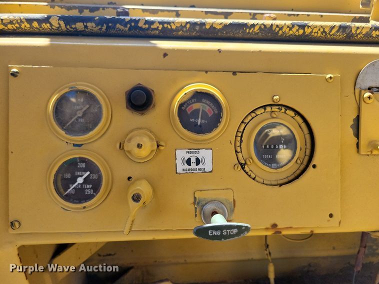 image for item KA9929 MRS scraper tractor