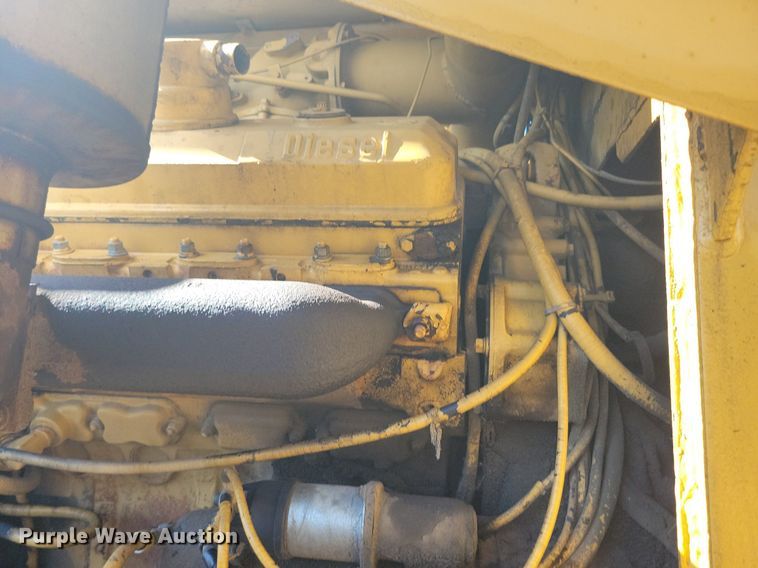 image for item KA9929 MRS scraper tractor