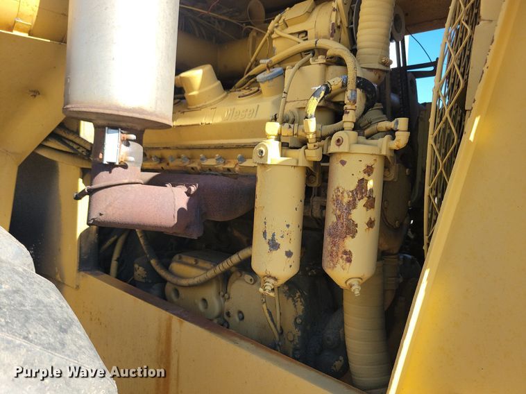 image for item KA9929 MRS scraper tractor