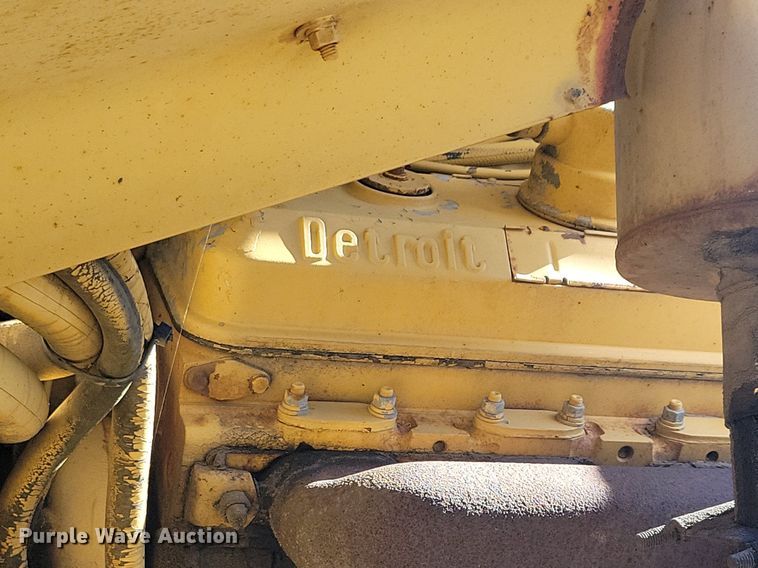 image for item KA9929 MRS scraper tractor