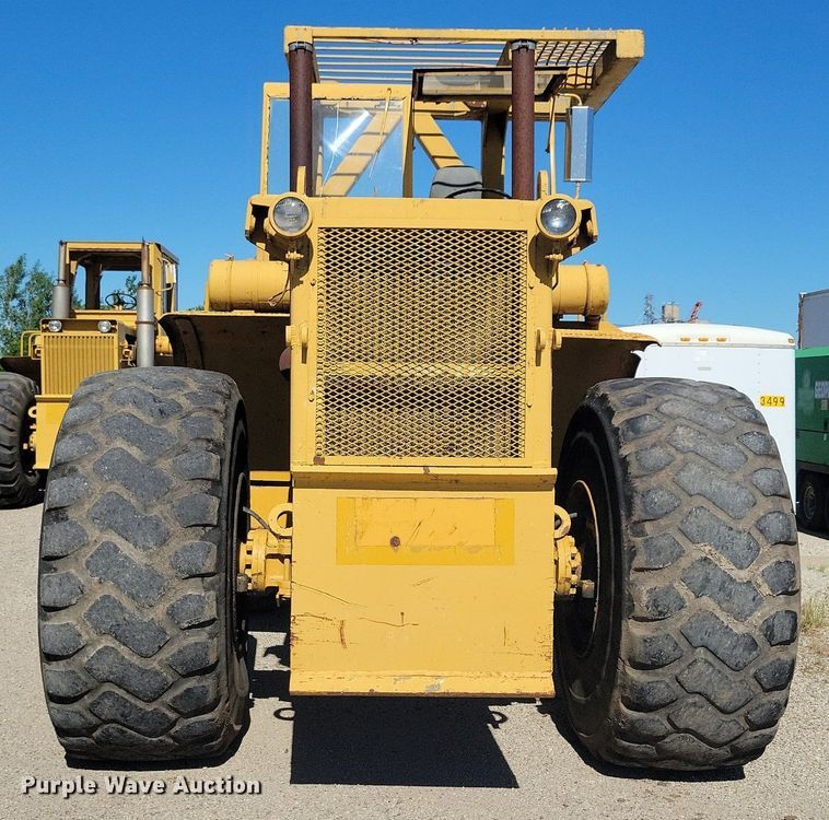 image for item KA9930 MRS 110 4WD scraper tractor
