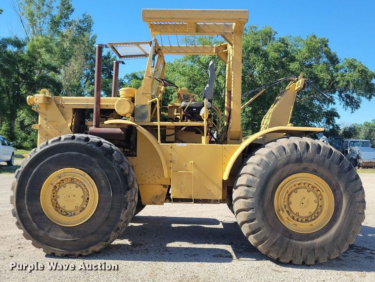 image for item KA9930 MRS 110 4WD scraper tractor