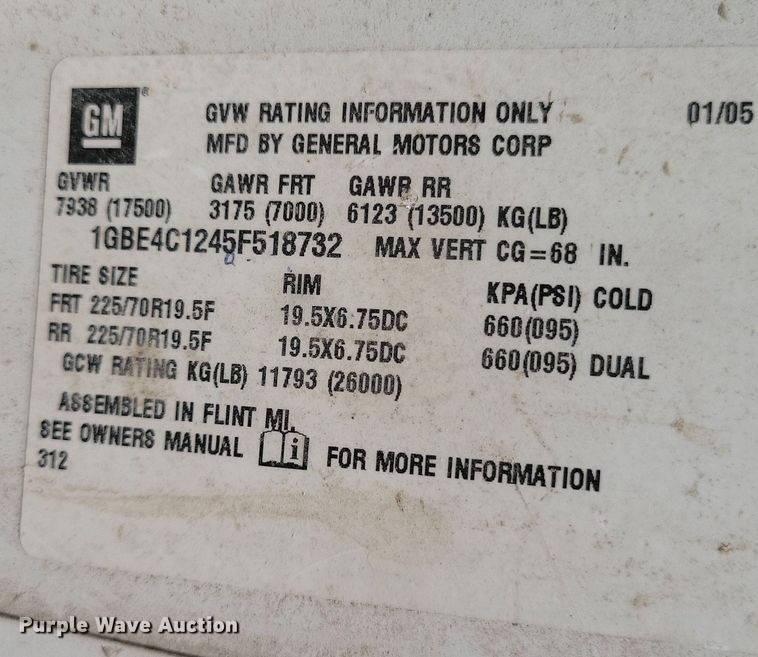 image for item KA9933 2005 Chevrolet  C4500 flatbed truck