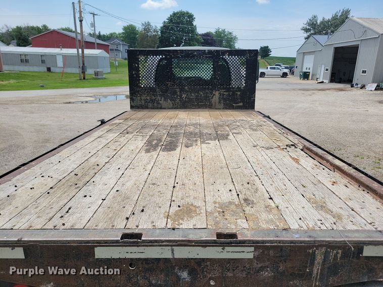 image for item KA9934 2005 GMC C4500 flatbed truck