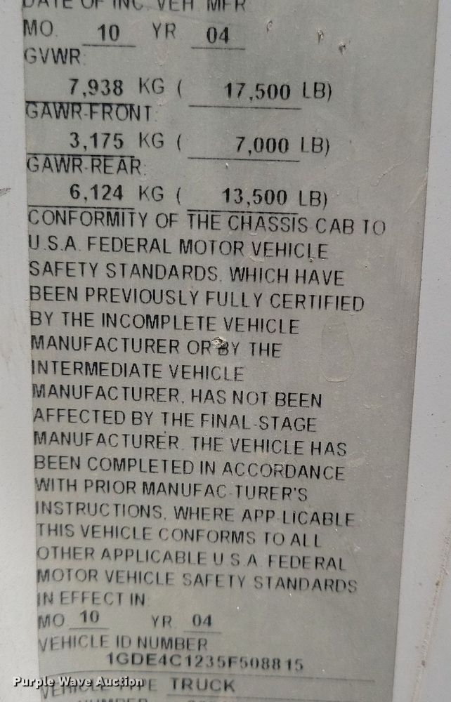 image for item KA9934 2005 GMC C4500 flatbed truck