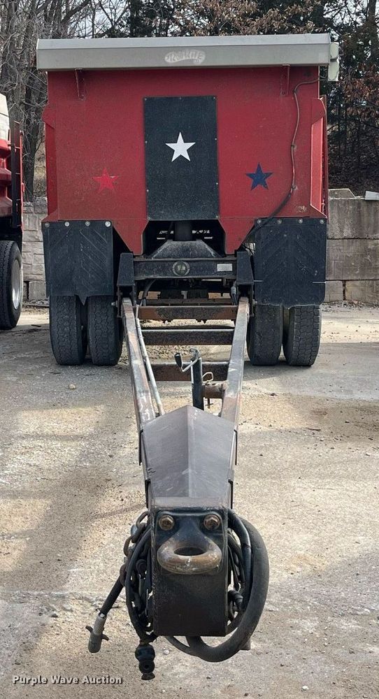 image for item LD9982 1990 Wheeler end dump pup trailer