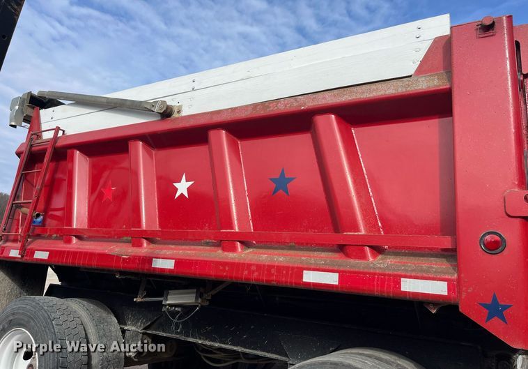 image for item LD9982 1990 Wheeler end dump pup trailer