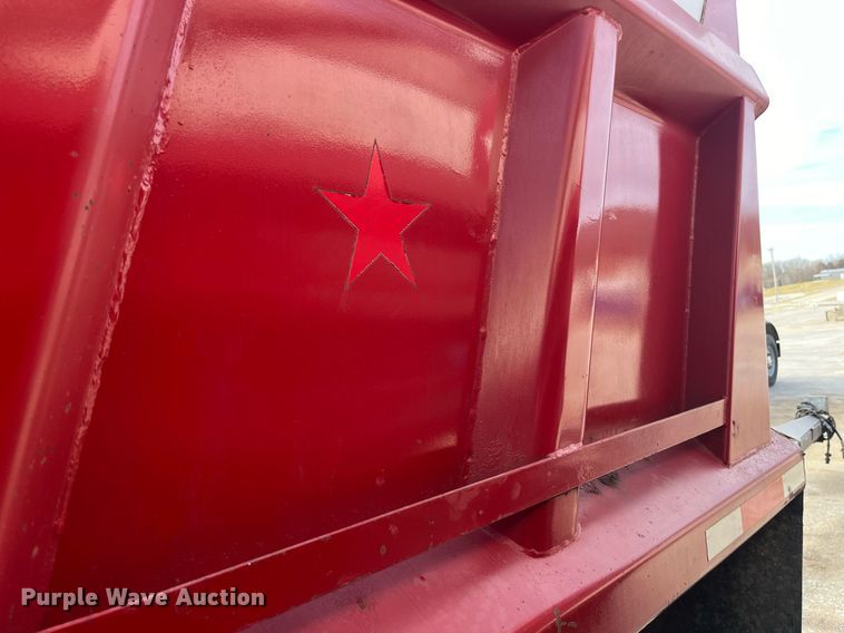 image for item LD9982 1990 Wheeler end dump pup trailer