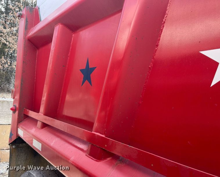 image for item LD9982 1990 Wheeler end dump pup trailer