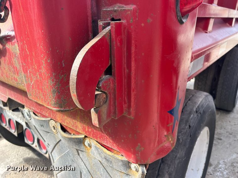 image for item LD9982 1990 Wheeler end dump pup trailer