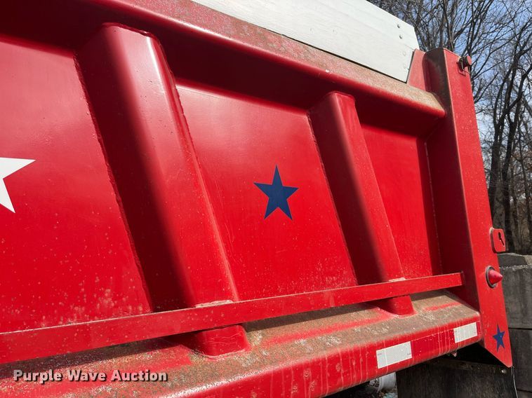 image for item LD9982 1990 Wheeler end dump pup trailer