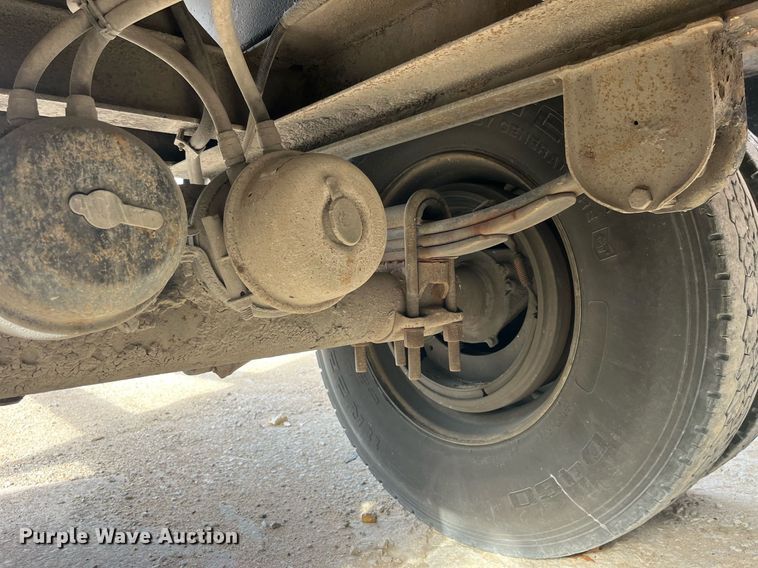 image for item LD9982 1990 Wheeler end dump pup trailer