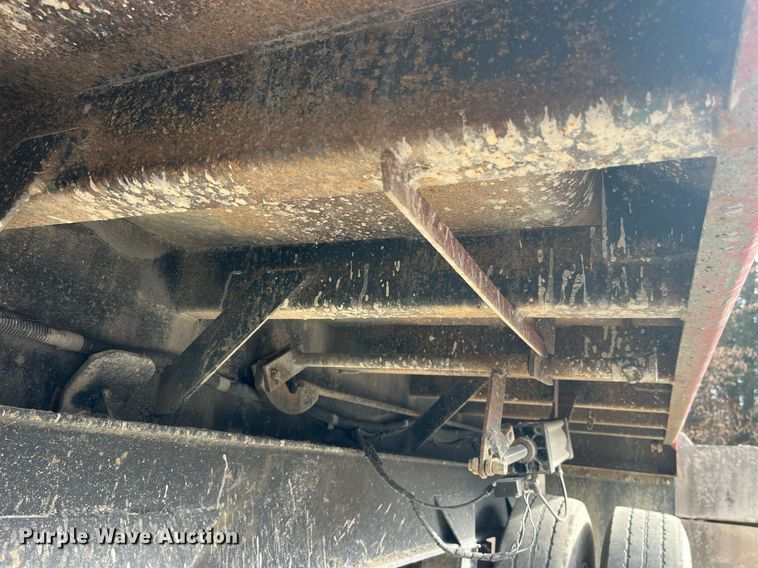 image for item LD9982 1990 Wheeler end dump pup trailer