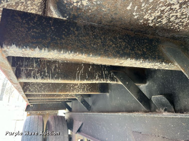 image for item LD9982 1990 Wheeler end dump pup trailer