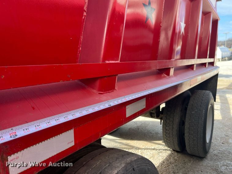 image for item LD9982 1990 Wheeler end dump pup trailer