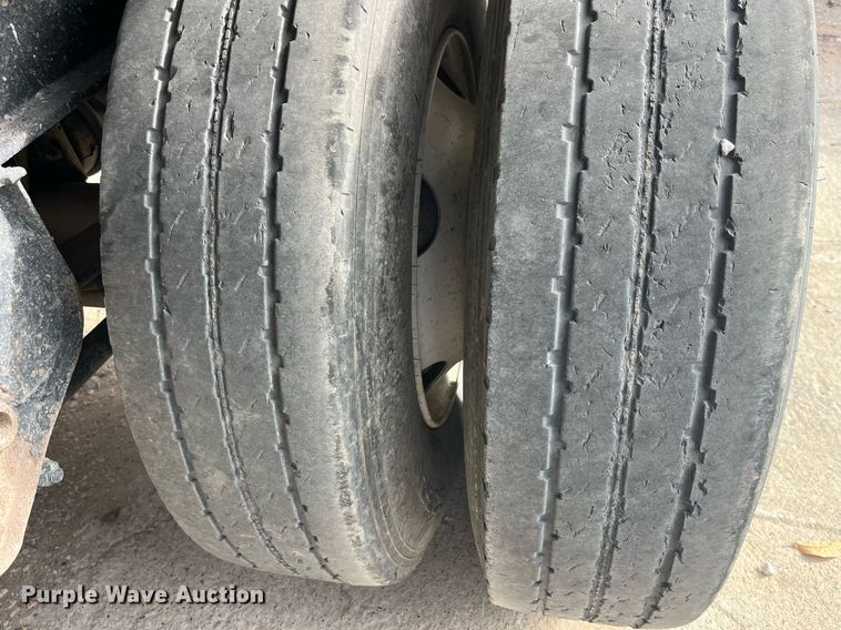 image for item LD9982 1990 Wheeler end dump pup trailer